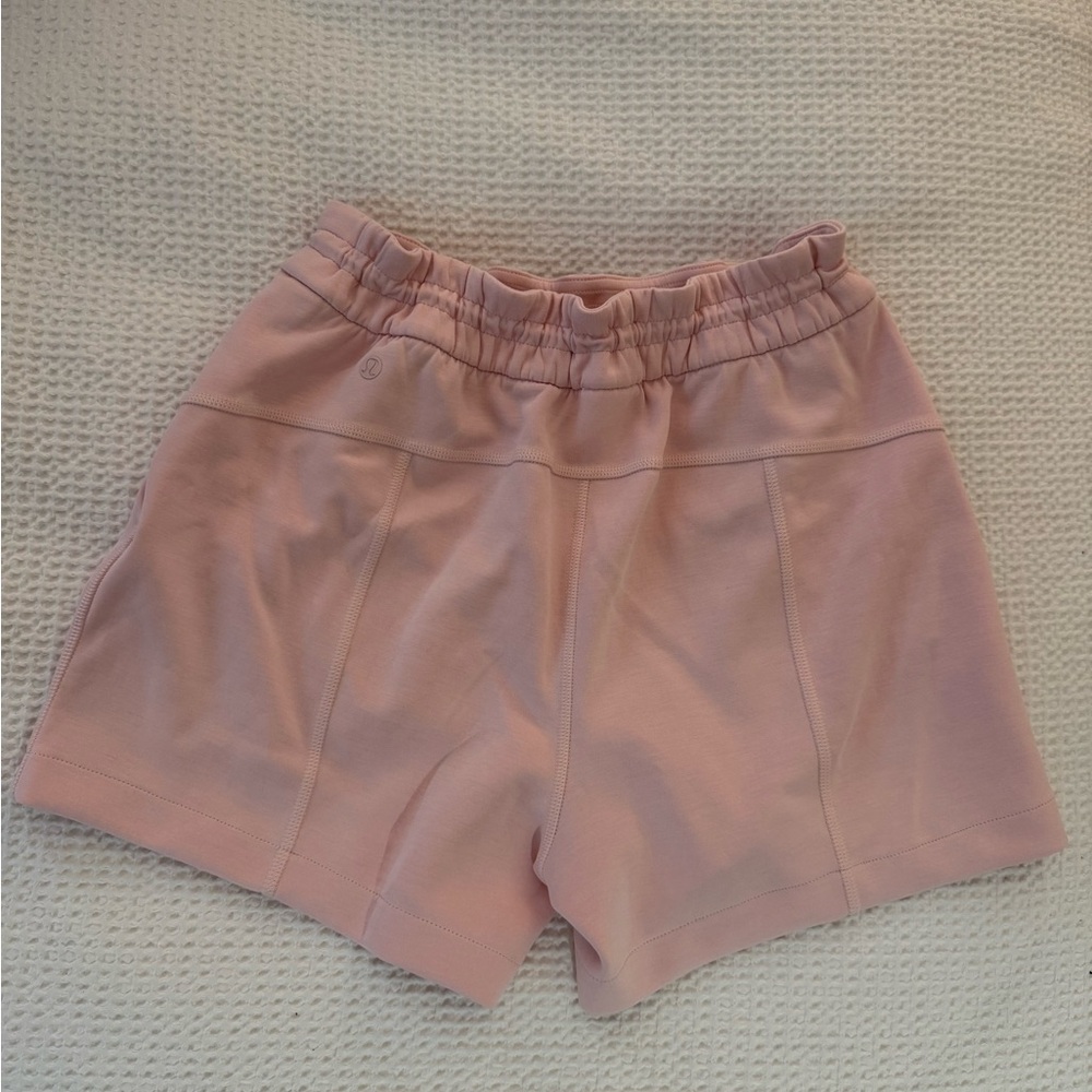 Lululemon softstreme high rise shorts 4”